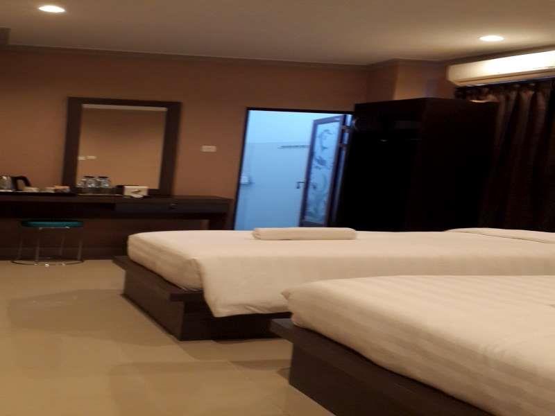 Reddoorz Plus @ Paal 2 Manado Exterior foto